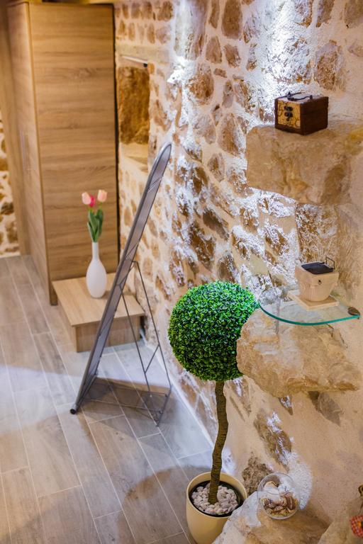 Studio Apartments Bonaca سبليت المظهر الخارجي الصورة