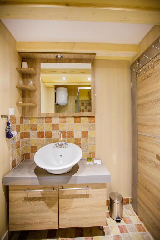 Studio Apartments Bonaca سبليت المظهر الخارجي الصورة
