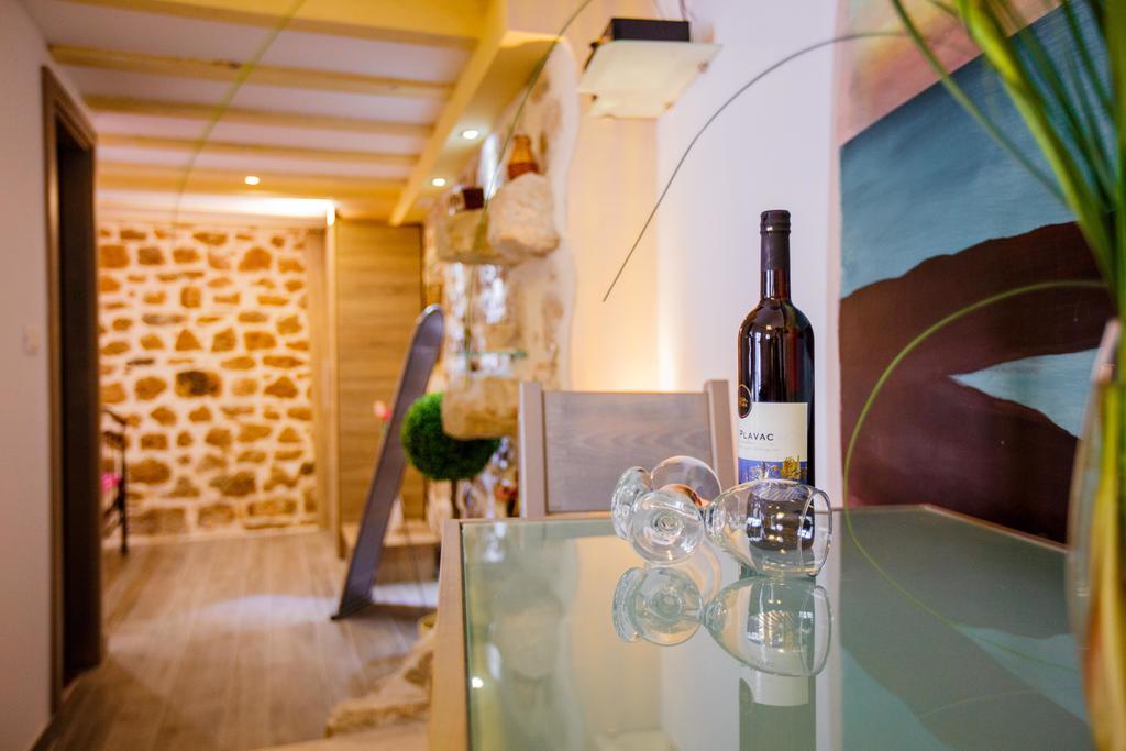 Studio Apartments Bonaca سبليت المظهر الخارجي الصورة