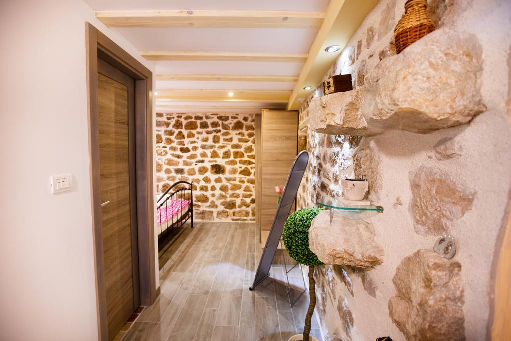 Studio Apartments Bonaca سبليت المظهر الخارجي الصورة