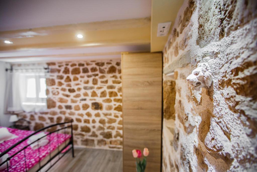 Studio Apartments Bonaca سبليت المظهر الخارجي الصورة